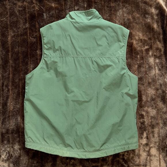 L.L. Bean Men's L Green Nylon/Fleece Zip Front Vest SUPER CLEAN - Picture 2 of 9